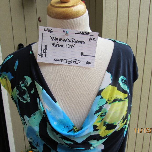 #456  NEW WOMAN'S FLORAL DRESS BY RALPH LAUREN  (SIZE 16W - Picture 2 of 3